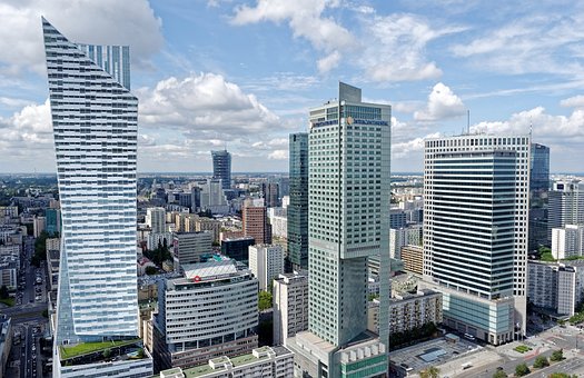 建筑能耗監(jiān)測系統(tǒng)，夏季用電高峰，節(jié)能措施，能源使用情況，數據采集，優(yōu)化建議