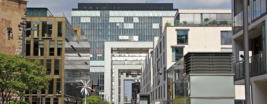 能耗監(jiān)測系統(tǒng)，能源效率，實時監(jiān)測，能源消耗，技術(shù)解決方案，企業(yè)管理